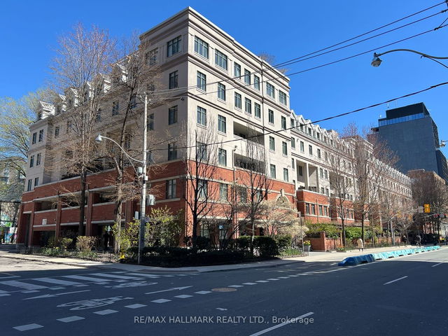 PH 25 - 500 Richmond Street