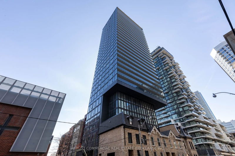 home for lease on 1807-47 Mutual Street