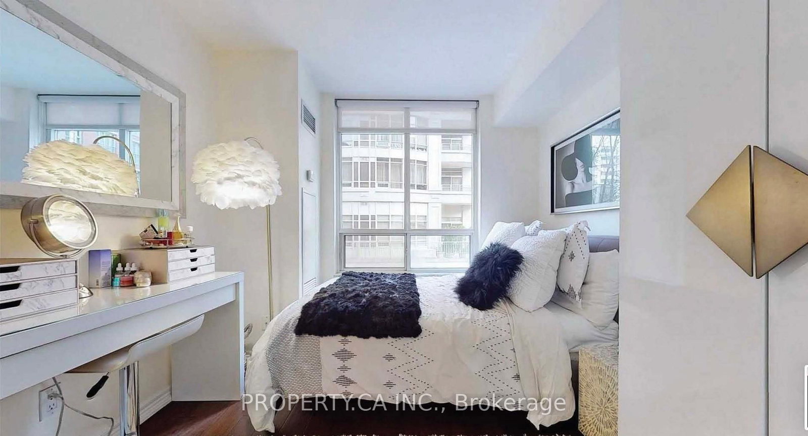 Listing Image 24