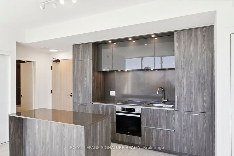 home for lease on 1601-15 Mercer Street