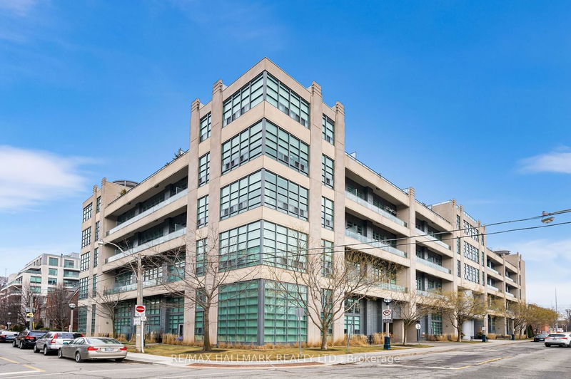 home for lease on 211-380 Macpherson Avenue