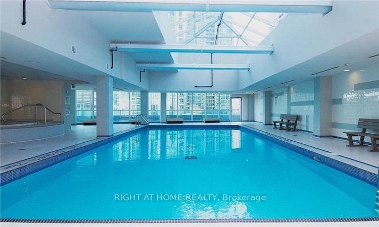 home for lease on 1514-18 Yonge Street