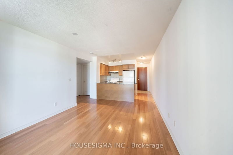 home for lease on 1605-18 Kenaston Gdns