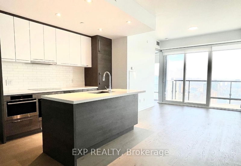 Unit 3103 — 488 University Ave, Toronto - University image-0-0