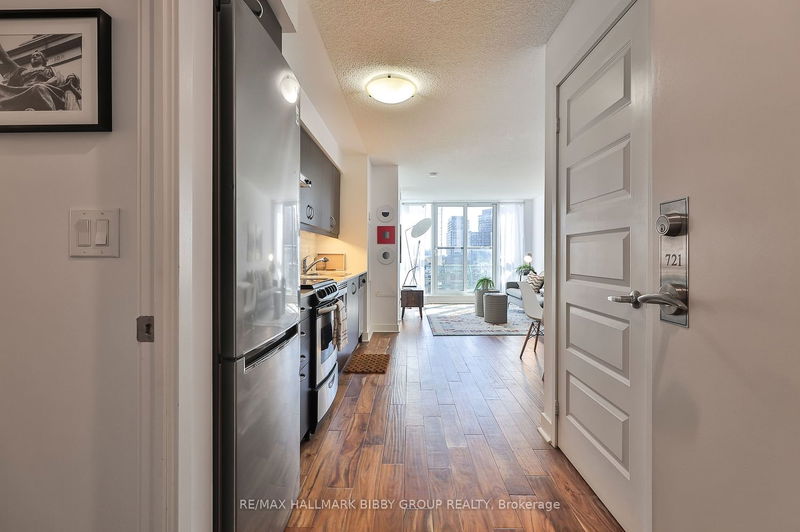 home for sale on 721-320 Richmond Street E