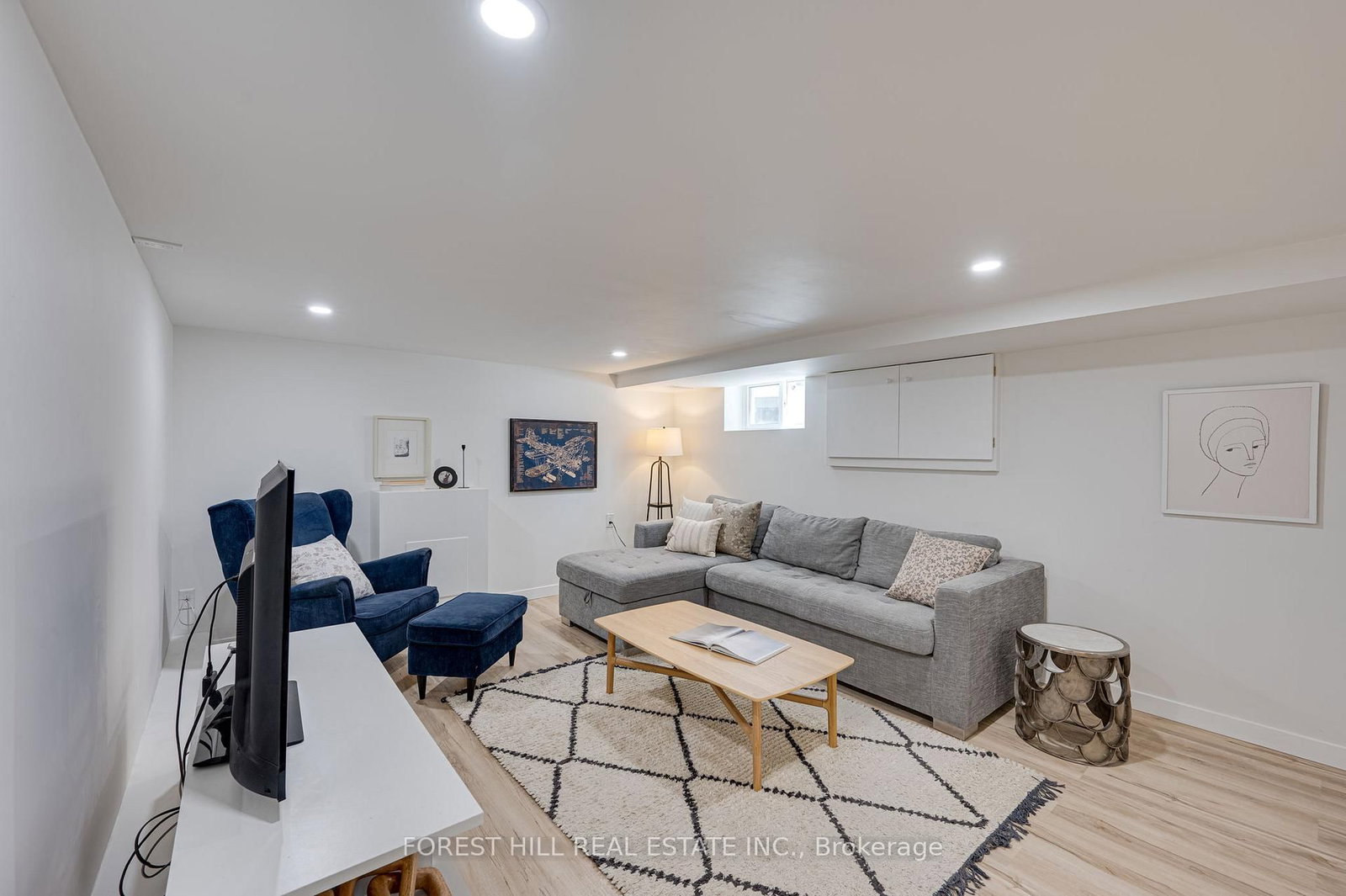 Listing Image 23