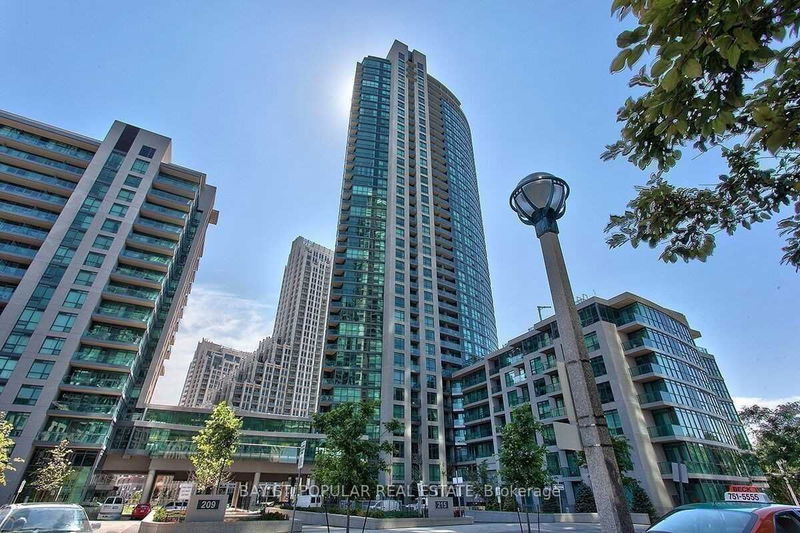 home for lease on 2401-215 Fort York Boulevard