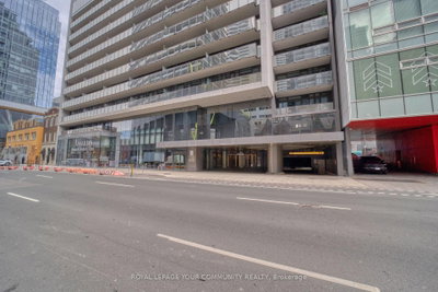 Unit 1711 — 330 Richmond Street W — more photos