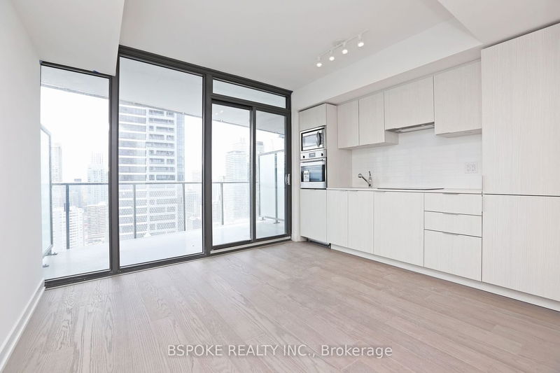 home for lease on 3210-11 Wellesley Street W