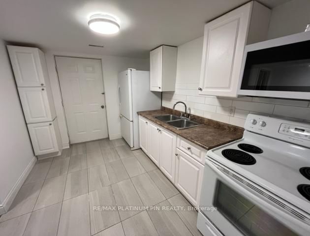 293 Ellerslie Ave, Toronto, M2R 1B6 | Image 2