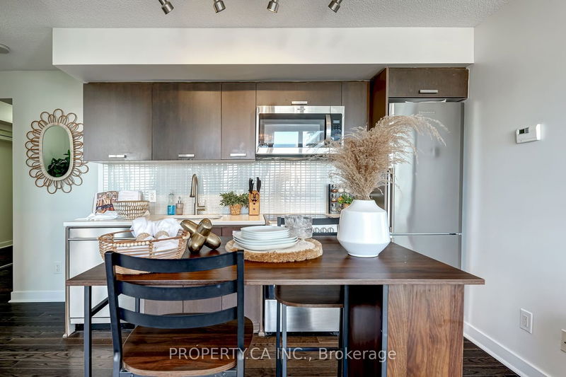 home for sale on 1402-295 Adelaide Street W