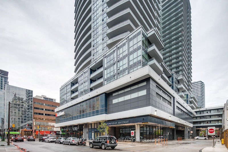 home for lease on 1407-89 Dunfield Avenue