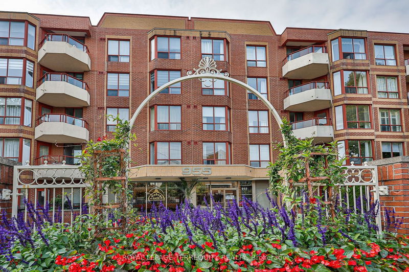 home for sale on 202-955 Millwood Road