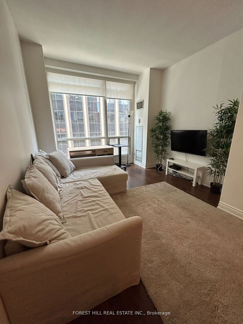 home for lease on 812-7 King Street E