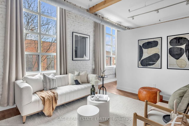303 - 426 Queen Street