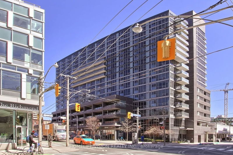 home for sale on 1121-320 Richmond Street E