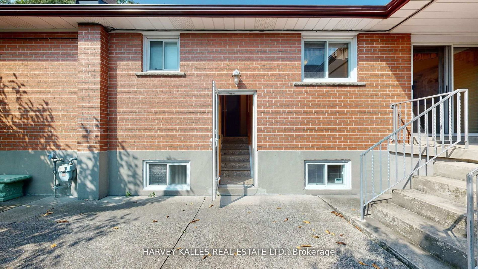Listing Image 37