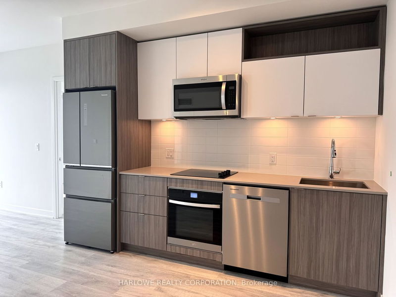 home for lease on 2505 E-70 Princess Street