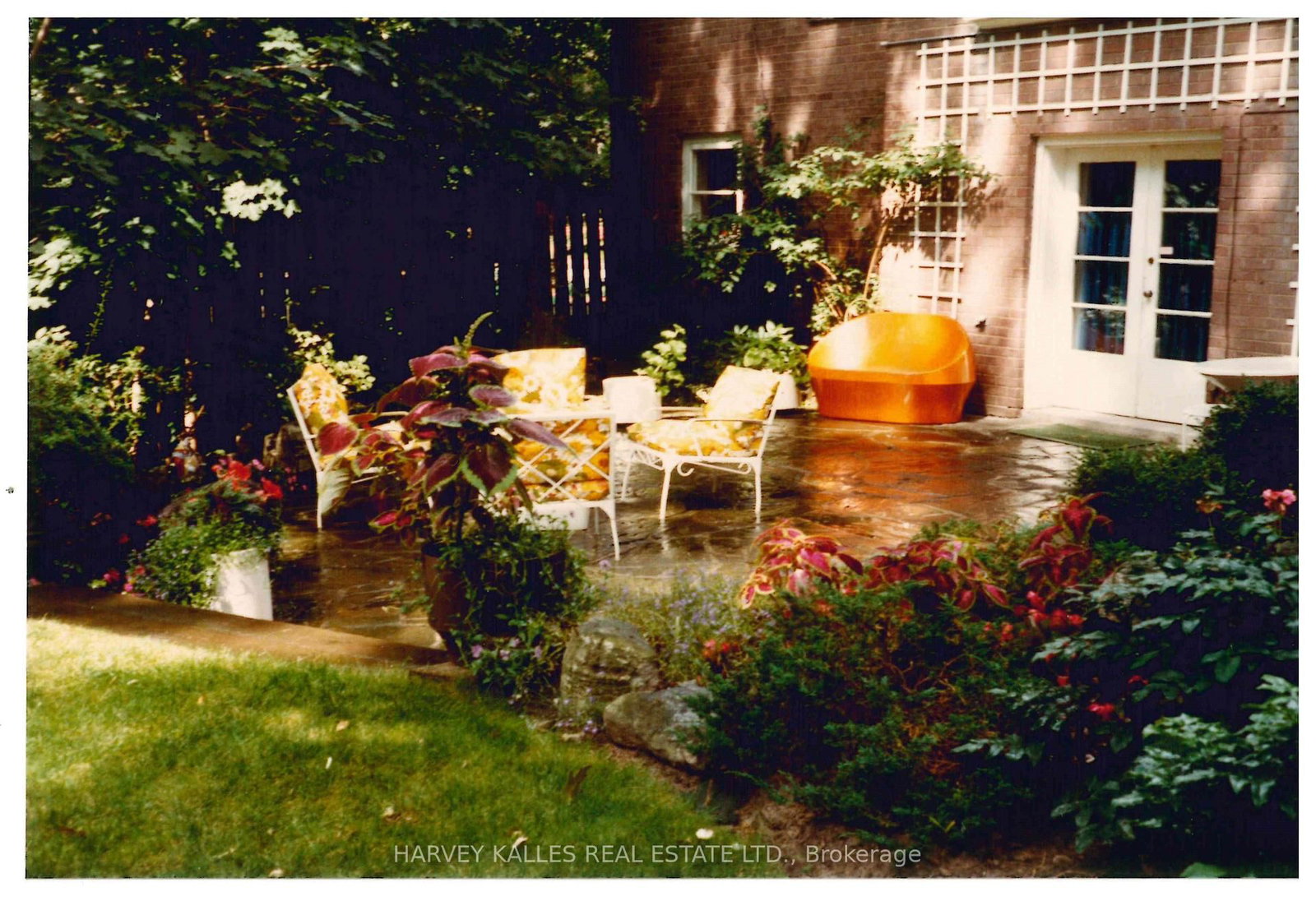 Listing Image 16