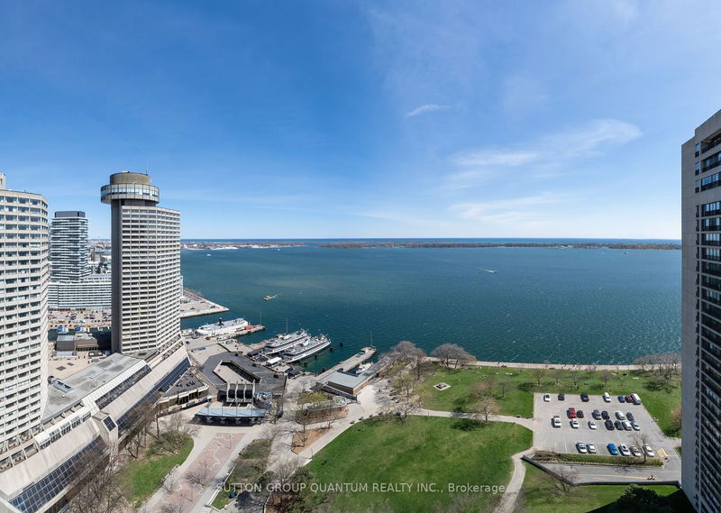 home for sale on 3023-33 Harbour Square