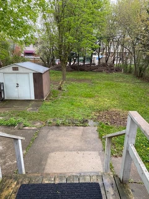 Listing Image 3