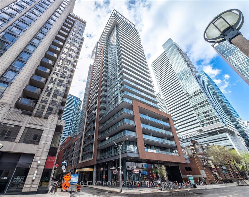 home for sale on 1210-8 Mercer Street