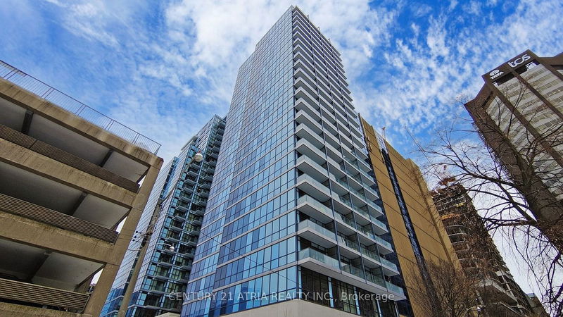 home for lease on 1003-210 Simcoe Street