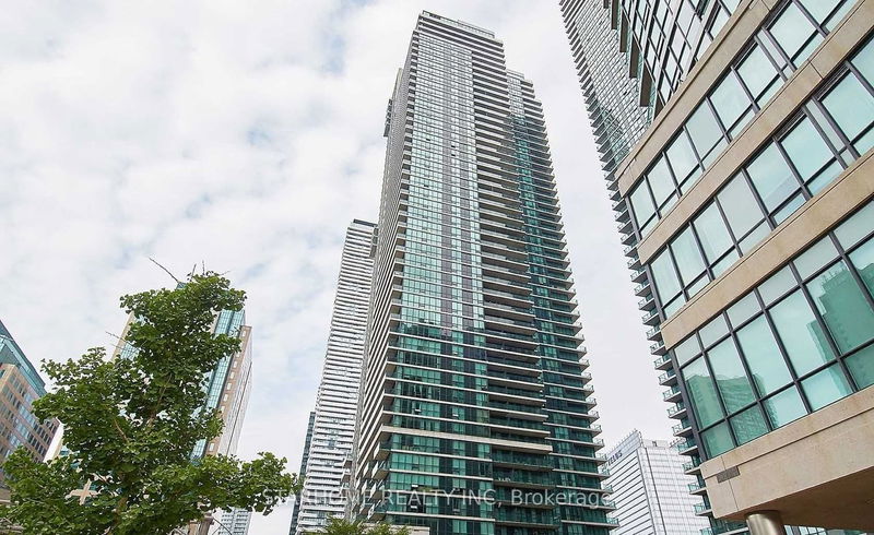home for lease on 707-18 Harbour Street