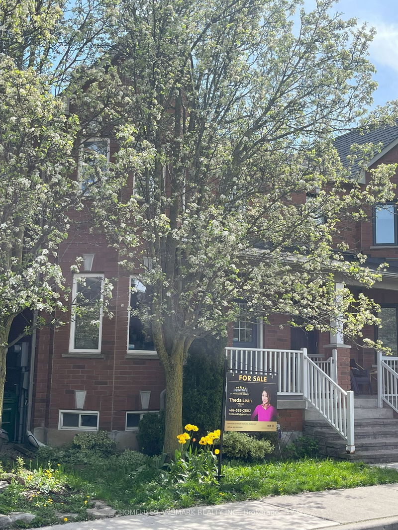 home for sale on 13 Acores Avenue