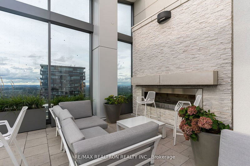  2911 - 2221 Yonge St  Toronto, M4S 2B4 | Image 34