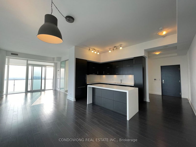 home for lease on PH02-1080 Bay Street