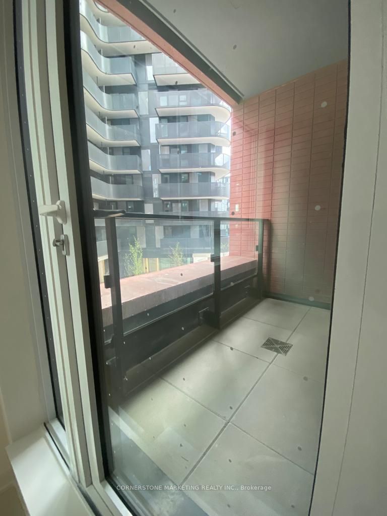home for lease on 219-8 Tippett Road