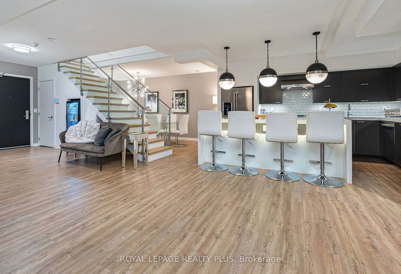 117 - 55 Stewart St, Toronto, M5V 1E3 | Image 3