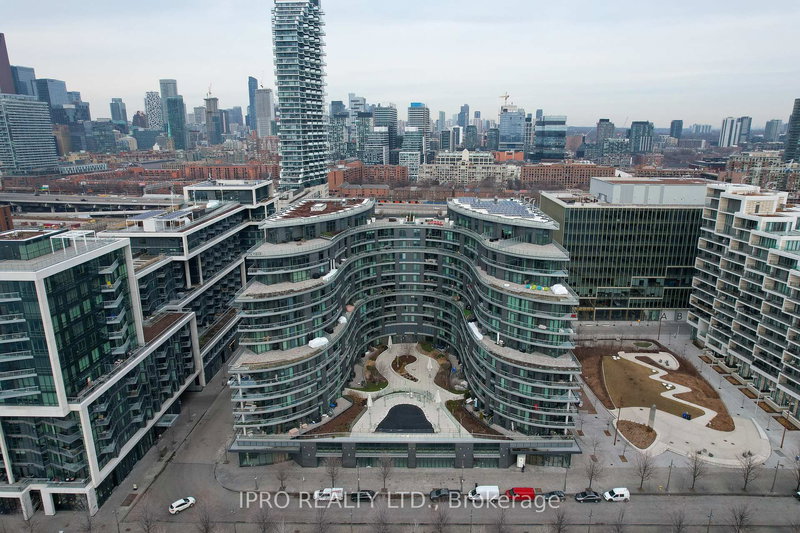PH33 - 1 Edgewater Dr, Toronto, M5A 0L1 | Image 3