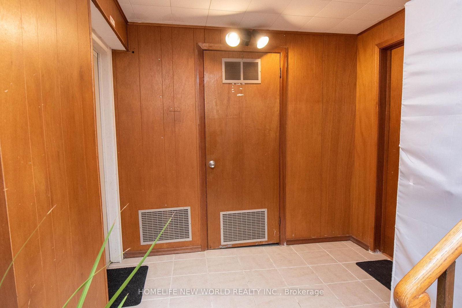 Listing Image 40