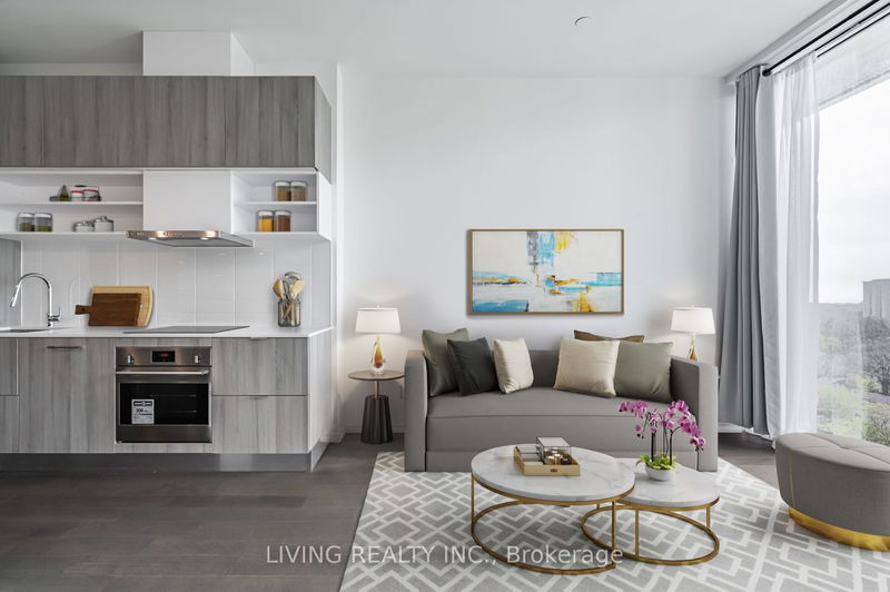 home for sale on 1702-5 Soudan Avenue