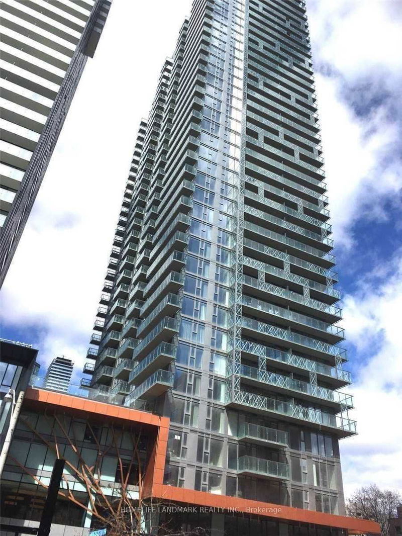 home for lease on 1104-50 Wellesley Street E