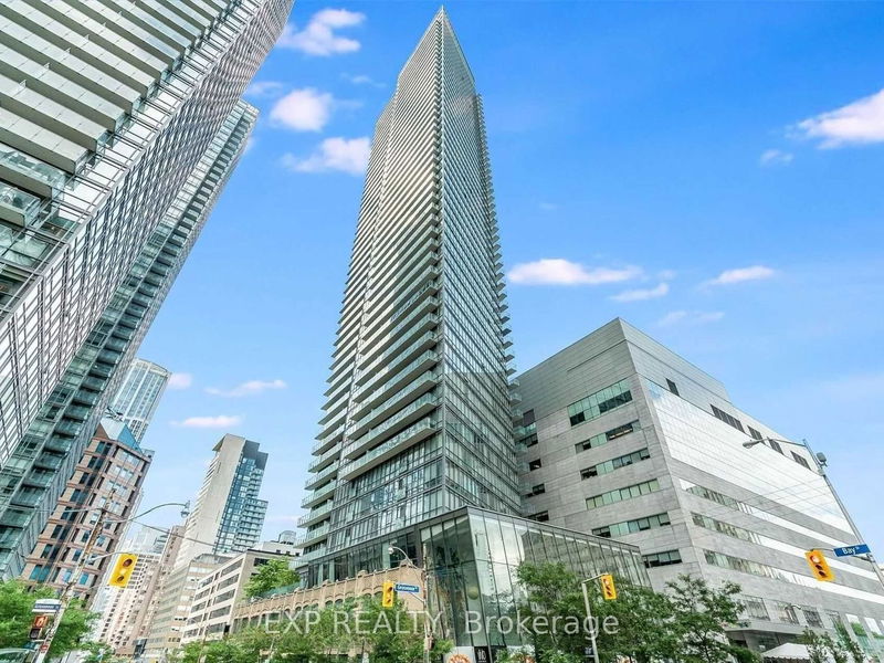 home for lease on 1510-832 Bay Street