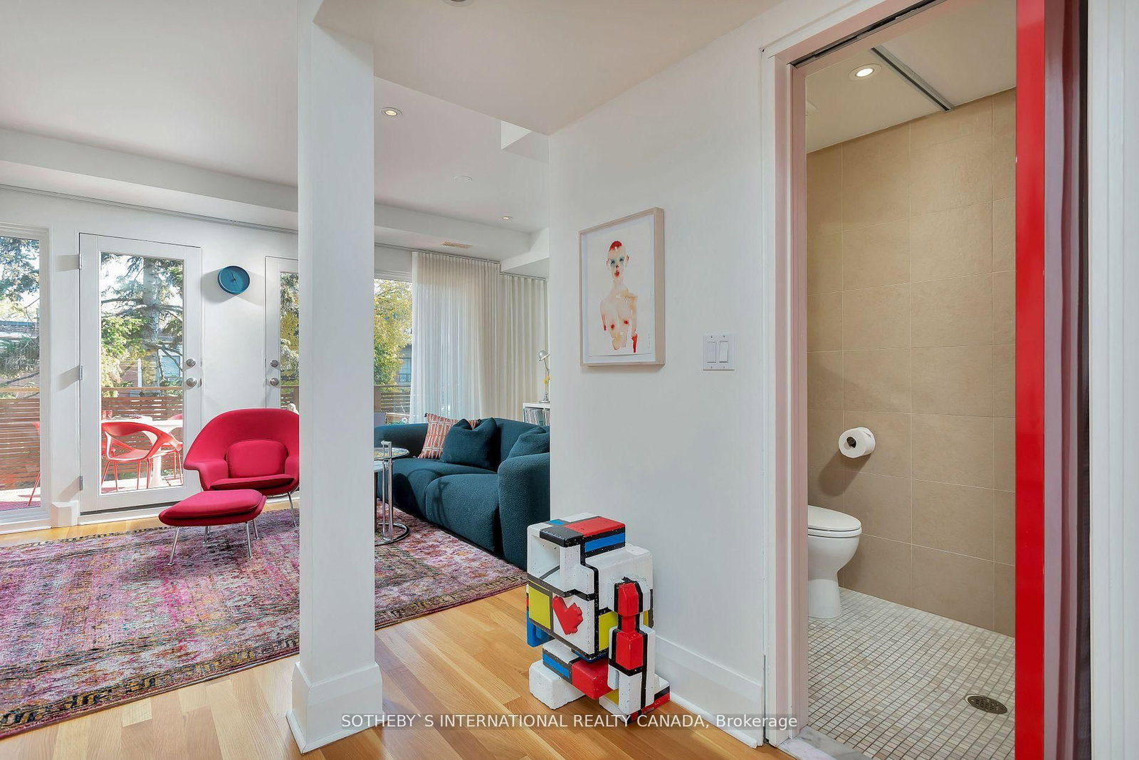 Listing Image 5