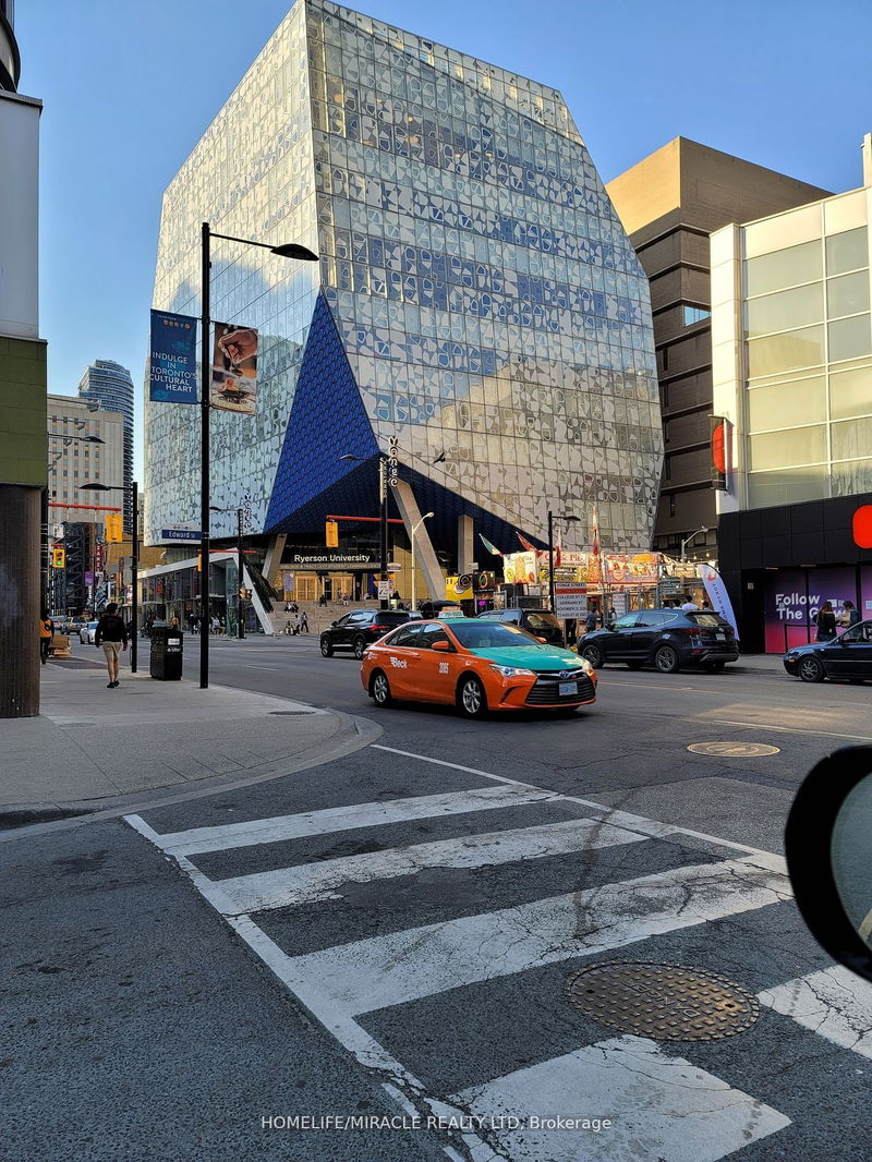 home for lease on 923-20 Edward Street