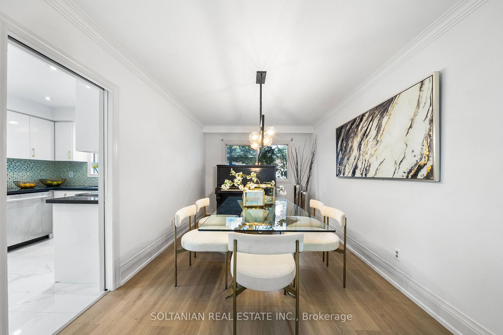 Listing Image 13