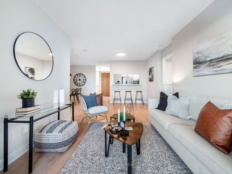 home for sale on 501-1700 Eglinton Avenue E