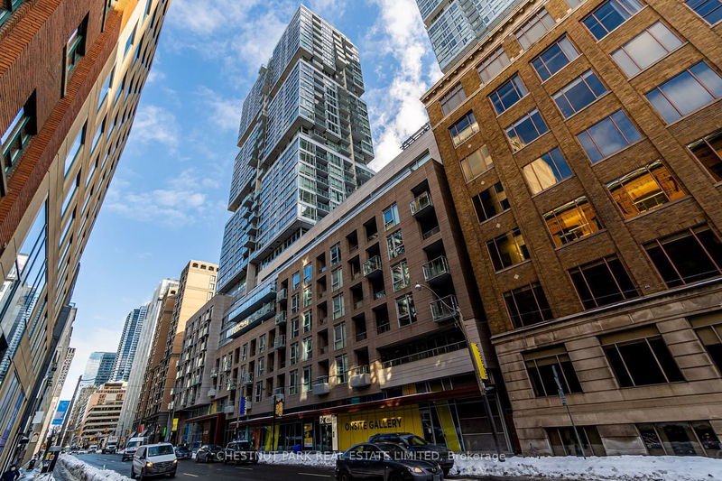 home for lease on 3001-199 Richmond Street W