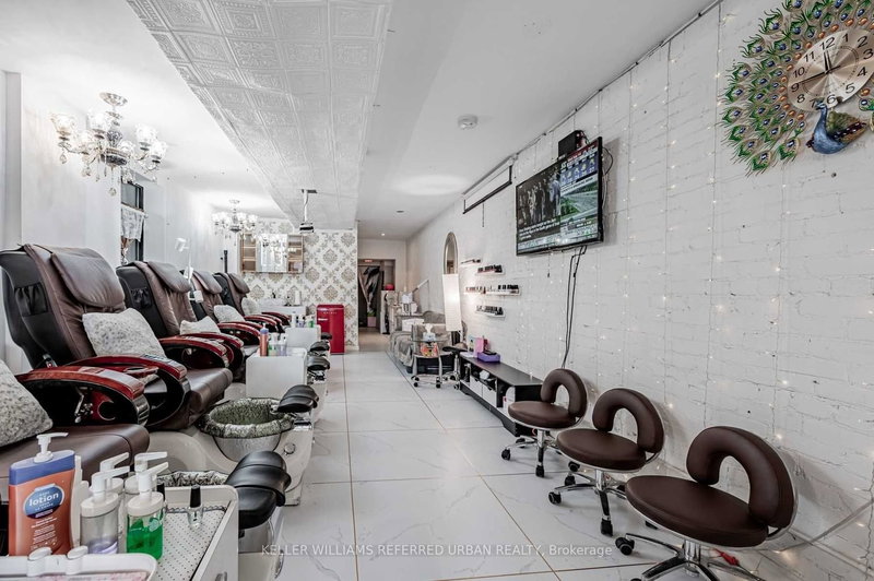 main - 1116 College St, Toronto, M6H 1B6 | Image 3