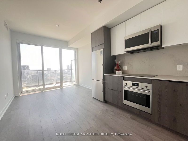 home for lease on 2404-5 Defries Street
