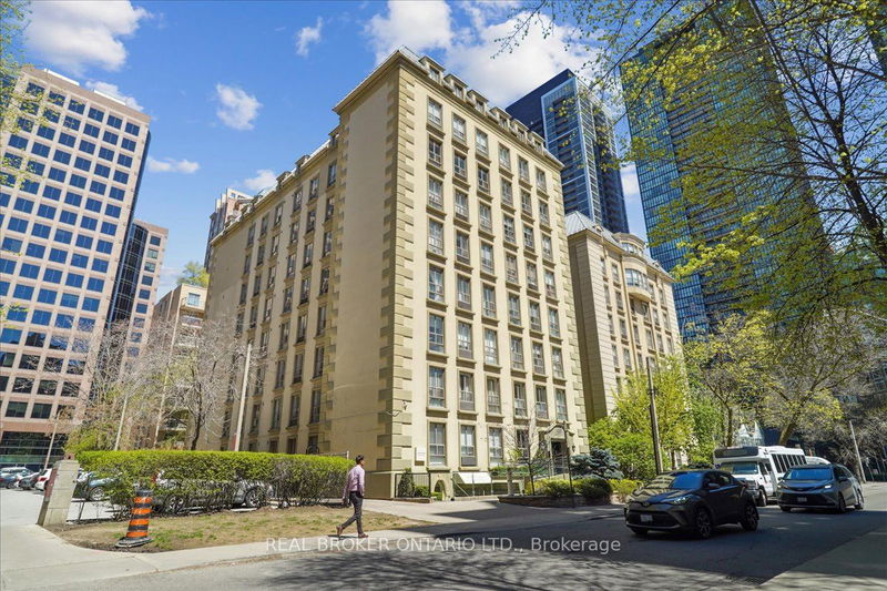 home for sale on 304-80 Charles Street E