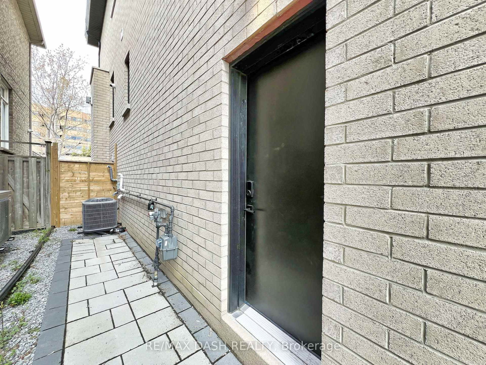 Listing Image 37