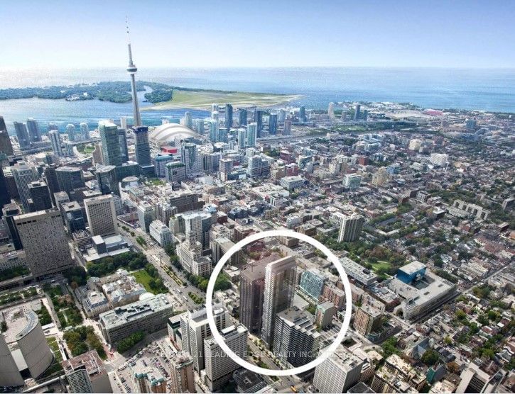 home for sale on 2205-426 University Avenue