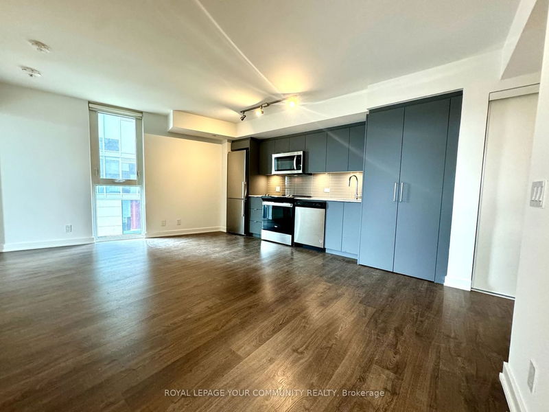 home for lease on 223-30 Tretti Way