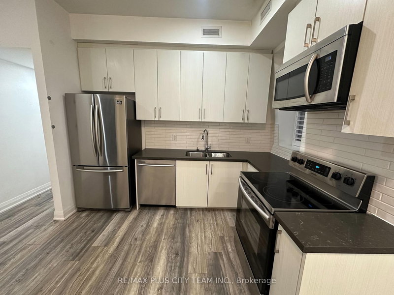 6 - 209 Jarvis St, Toronto, M5J 2C1 | Image 3